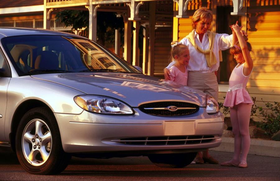  Ford Taurus 2000 года  (фото 76 из 92)